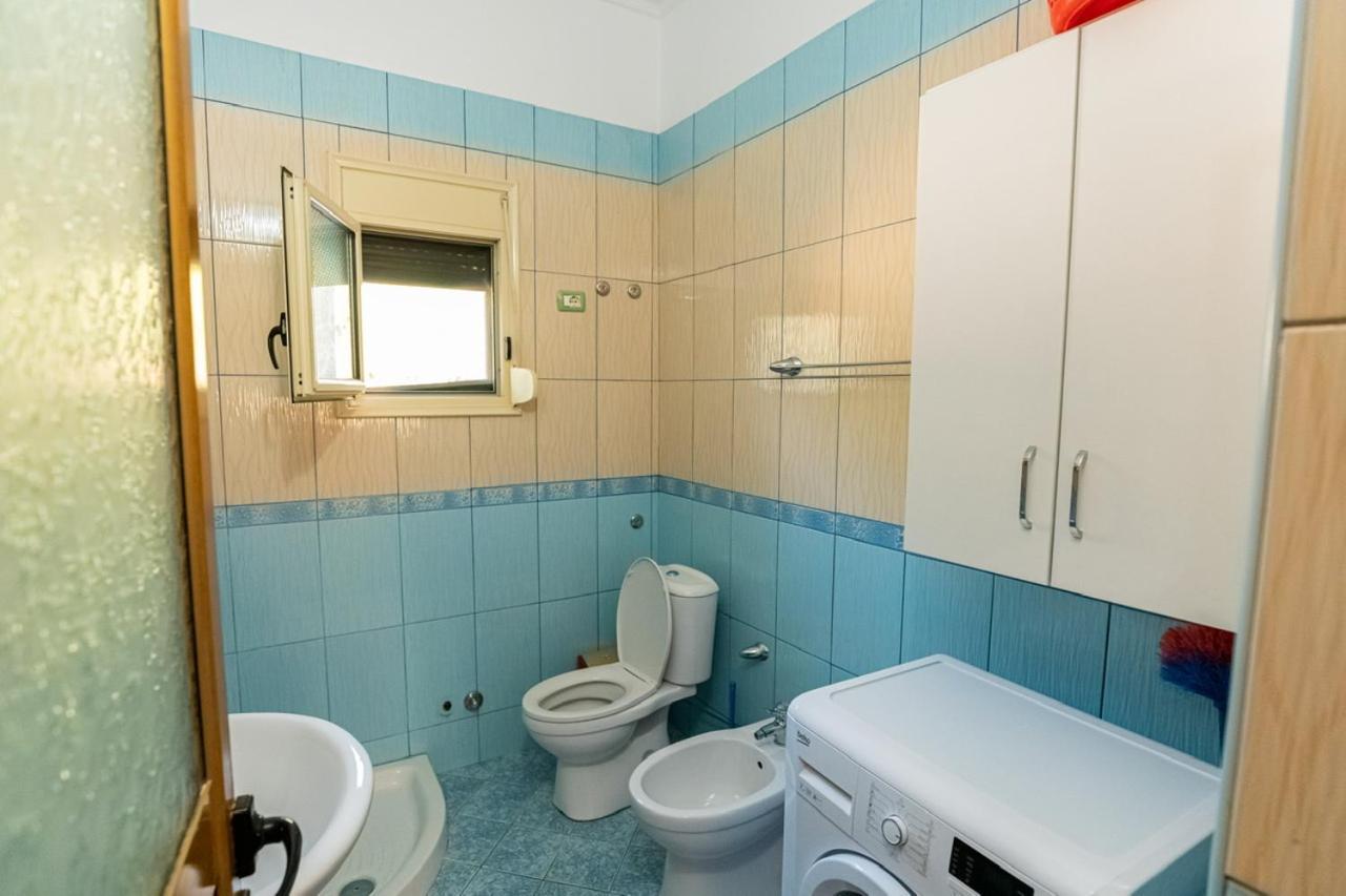 Vila Llano Vlorë 外观 照片