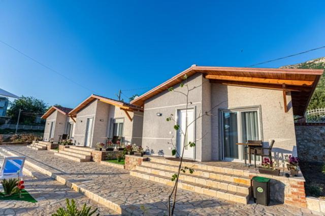 Vila Llano Vlorë 外观 照片