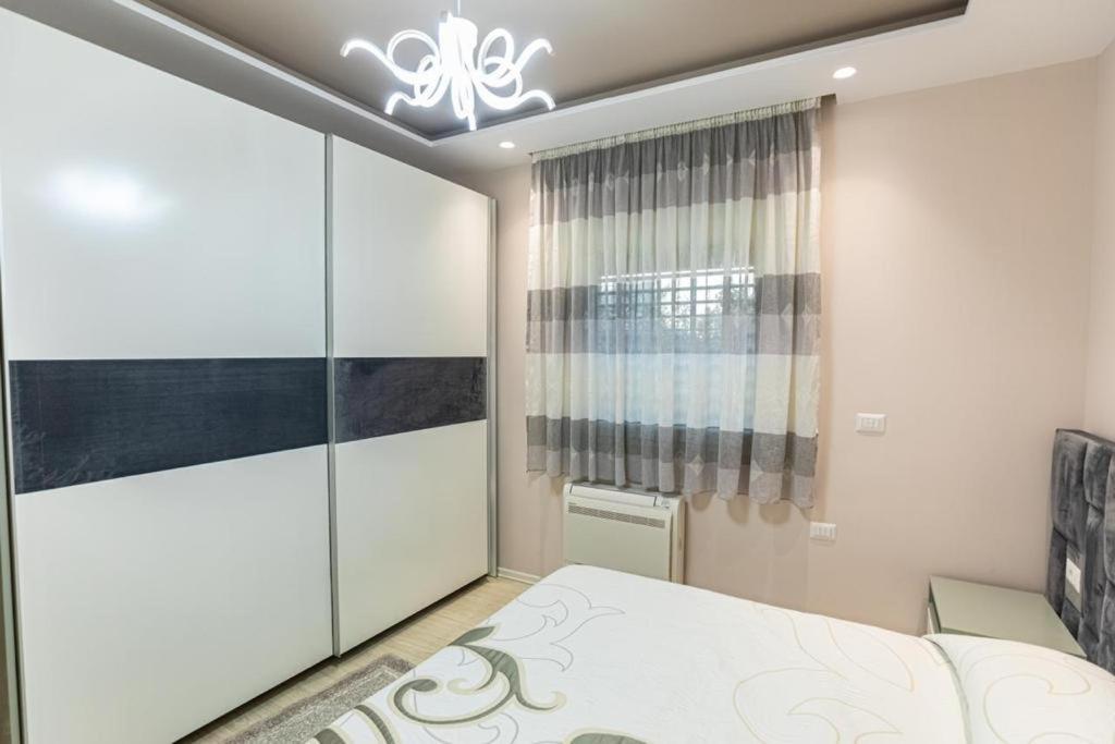 Vila Llano Vlorë 外观 照片