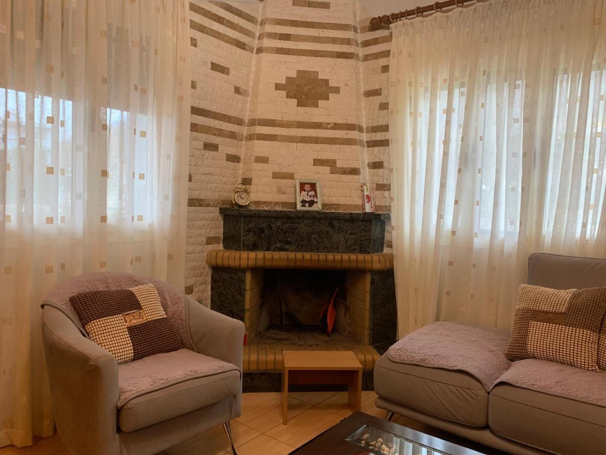Vila Llano Vlorë 外观 照片
