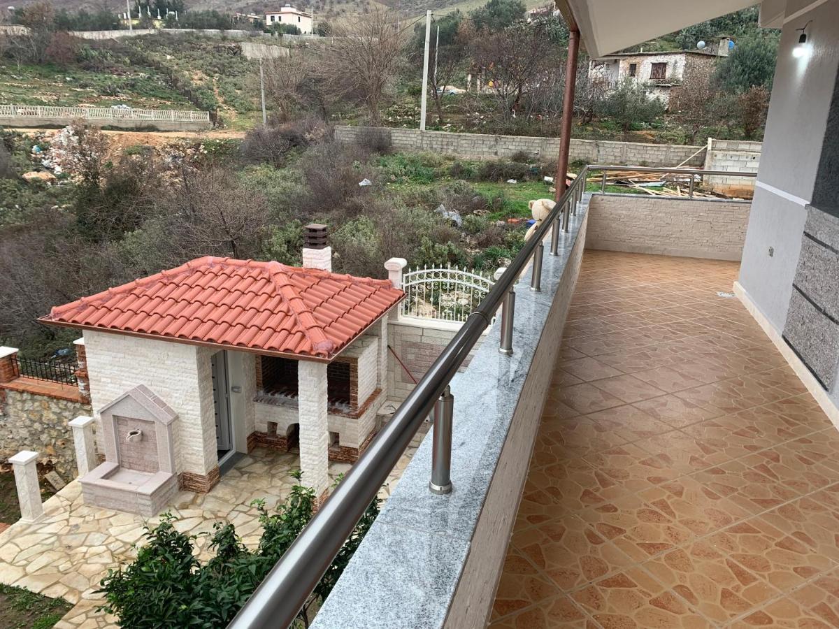 Vila Llano Vlorë 外观 照片